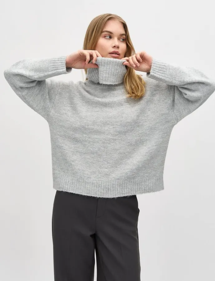 Vesina-M Knitted Sweater - Grijs